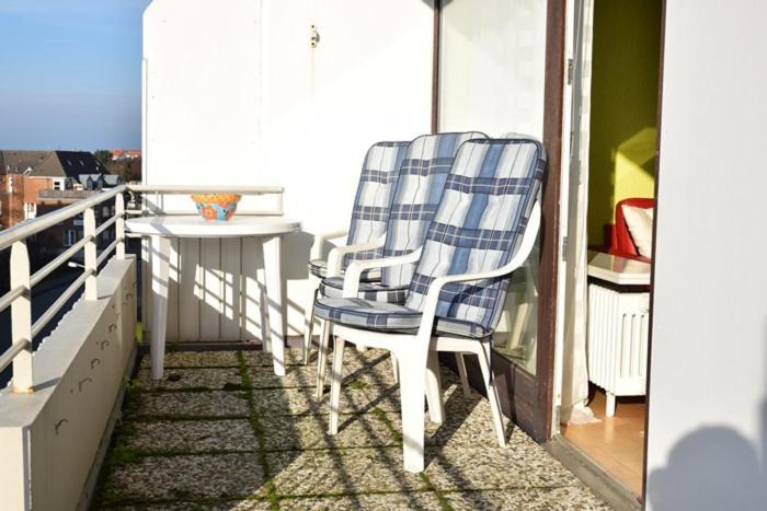 Geraeumiges 2-Zimmer-Appartement In Der 3. Etage Des Hauses. 베스터란트 외부 사진