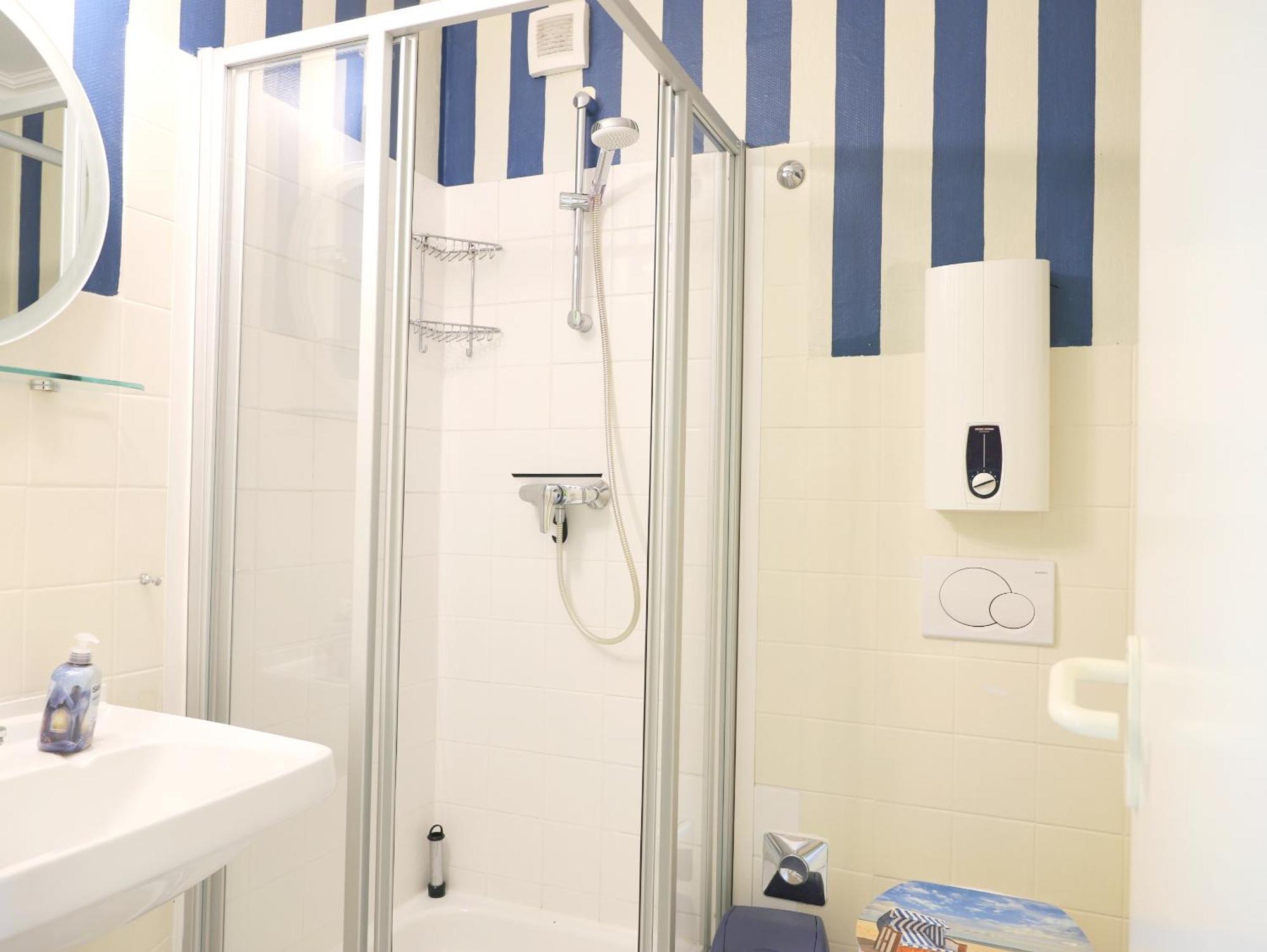Geraeumiges 2-Zimmer-Appartement In Der 3. Etage Des Hauses. 베스터란트 외부 사진