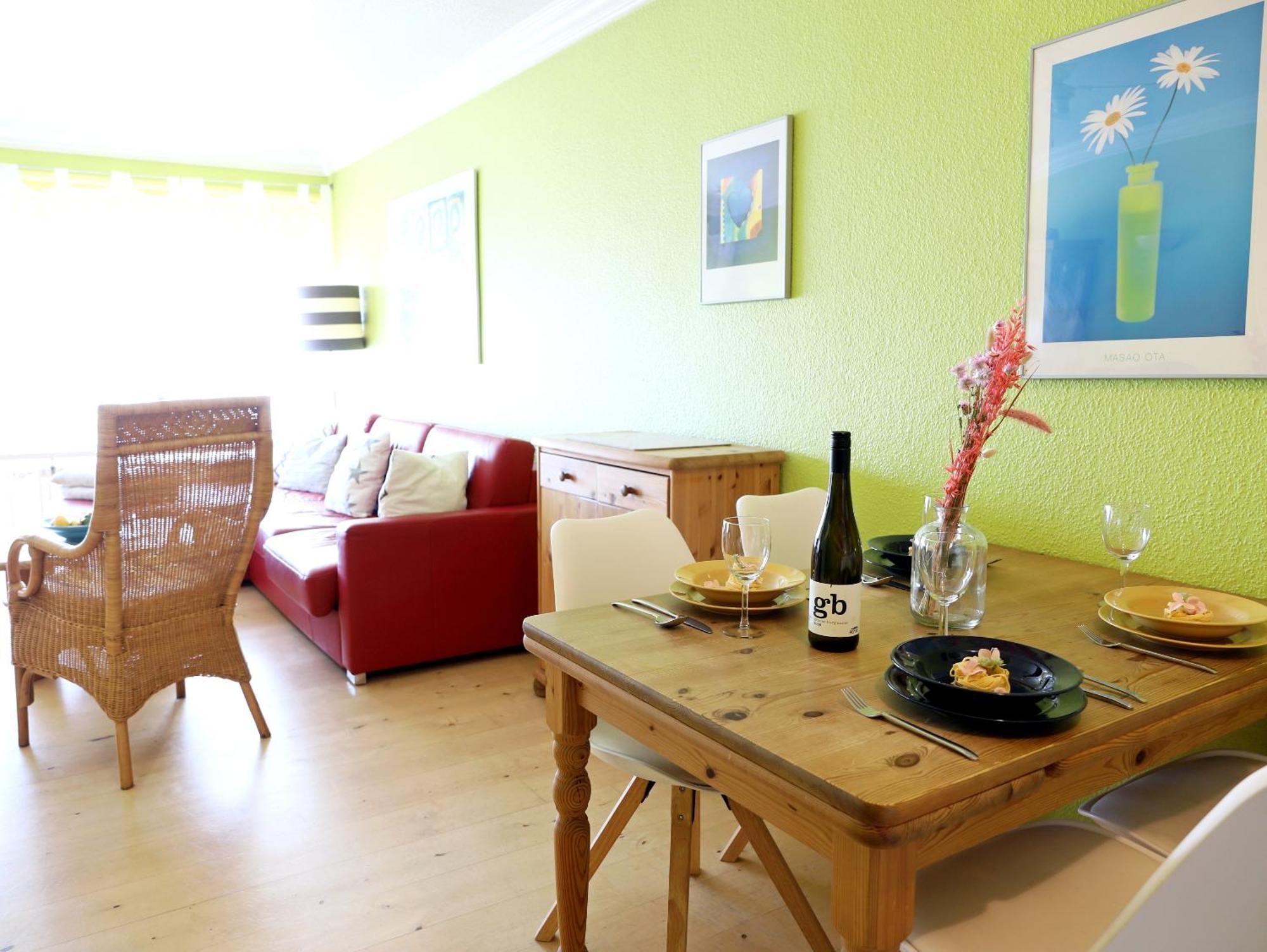 Geraeumiges 2-Zimmer-Appartement In Der 3. Etage Des Hauses. 베스터란트 외부 사진